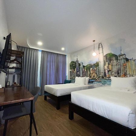 Times Hotel At Bassac Lane プノンペン エクステリア 写真