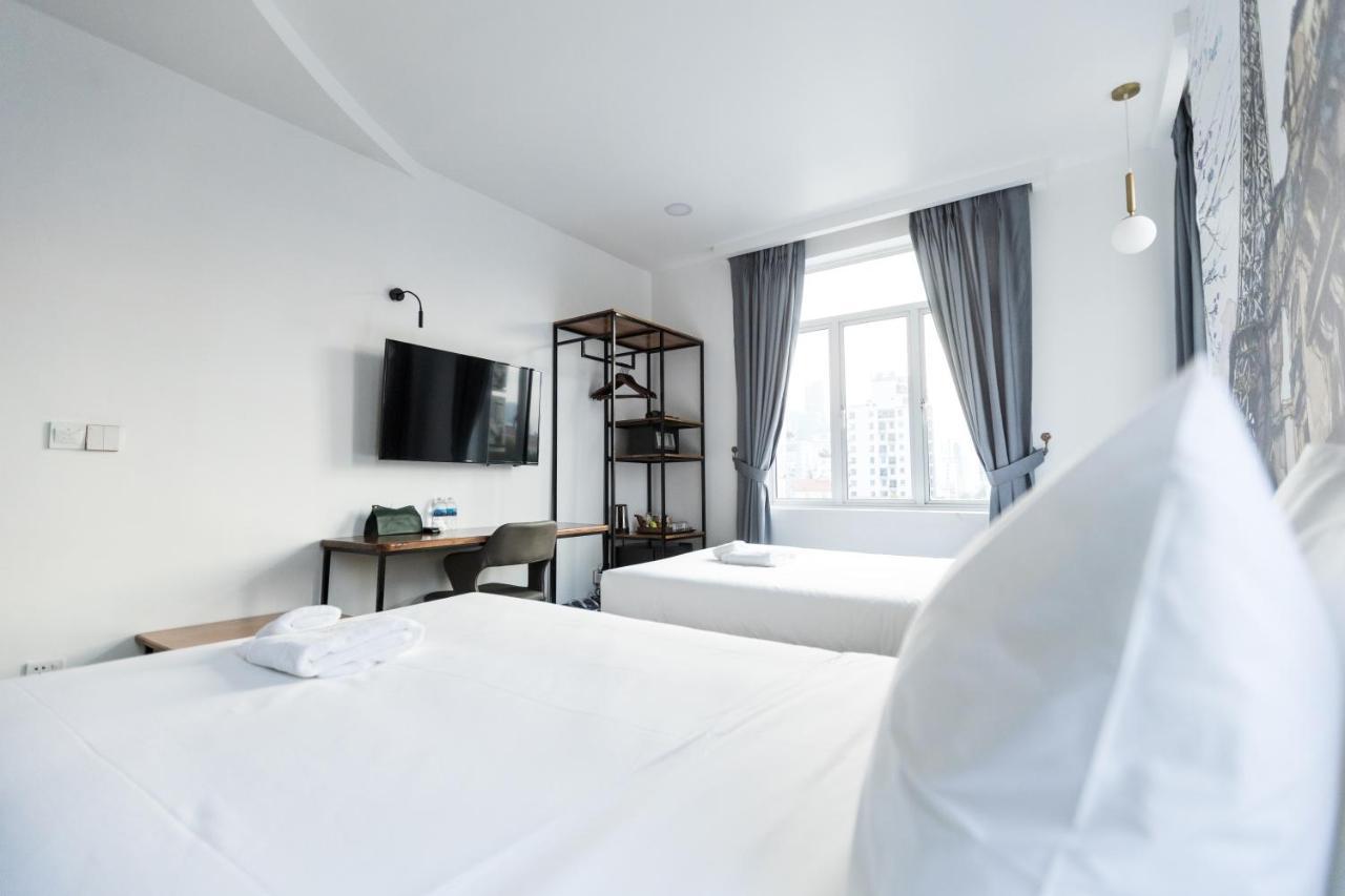 Times Hotel At Bassac Lane プノンペン エクステリア 写真