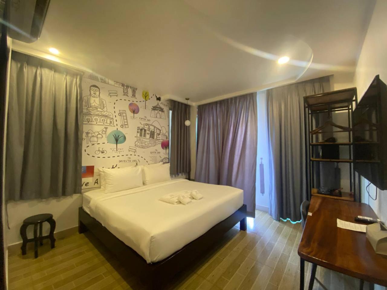 Times Hotel At Bassac Lane プノンペン エクステリア 写真